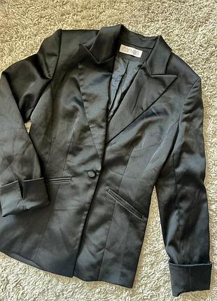 Піджак сатіновий