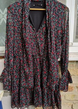 Платье zara и пальто naf-naf. размер s-m.