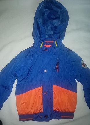 Куртка-ветровка для малыша.