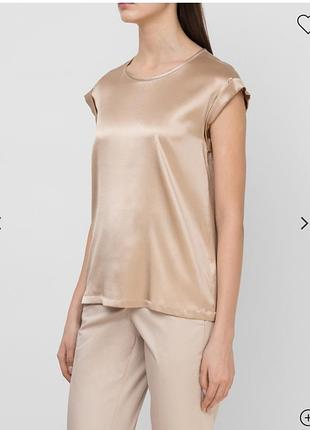 Топ от peserico