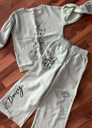 Костюмчик від reserved  на модницю