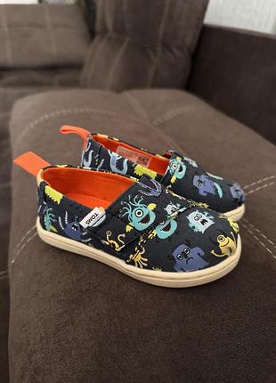 Капці (кеди) для хлопчика чи дівчинки, дитяче взуття