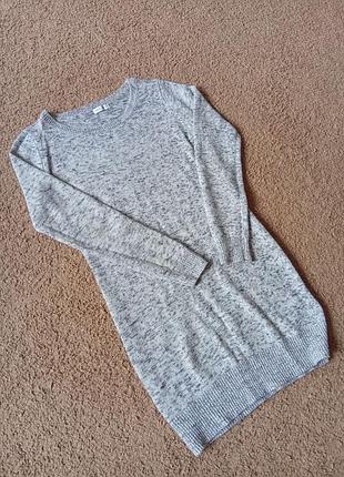 Жіноча в’язана сукня-светр сірого меланжевого кольору