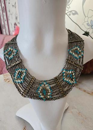 Геометрическое колье из бисера воротник