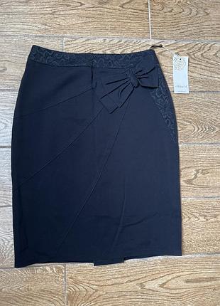 Нарядна чорна спідниця  до колін турція