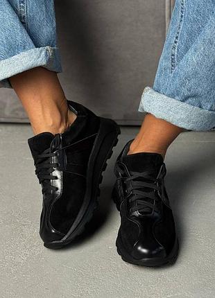 Кроссовки из натуральной кожи и замши