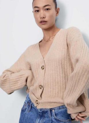 Теплий кардиган с&а розмір м. міні-нюанс