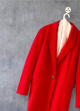 Нарядне брендове пальто👍👍👍