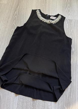 Гарна нарядна блуза майка calvin klein з перлинами s