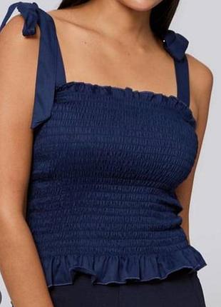 Топ резинкой на завязках