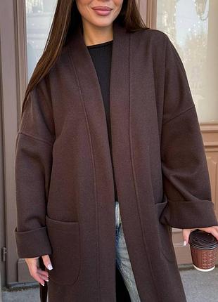 Женский длинный теплый кардиган с поясом и карманами коричневый шоколадный