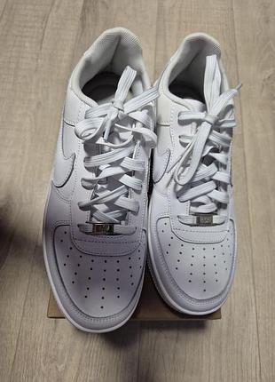 Кожаные кросовки