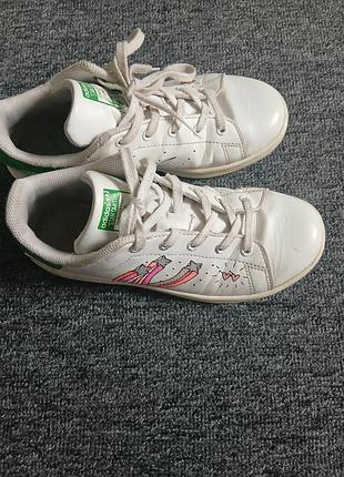 Кроссовки адидас 33 размер классические для девочки