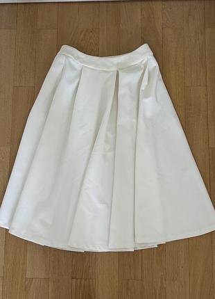 Спідниця біла bershka