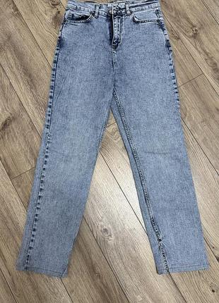 Прямі джинси