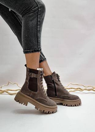 Женские ботинки из натуральной замши бежевого цвета berta (32-41)