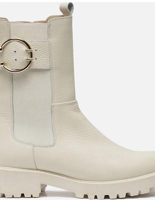 Челси высокие на молнии cellini. размер 40