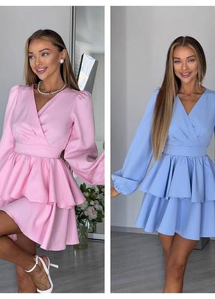 Сукня жіноча,волнами,п'ять різних кольорів.