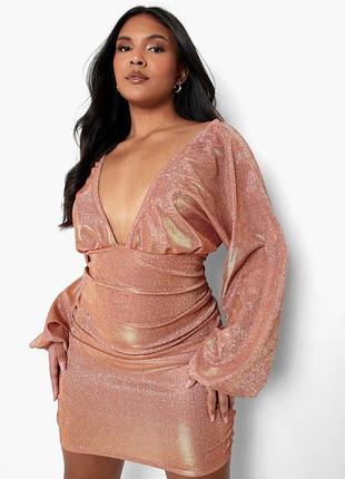 Блискуча золотиста сукня