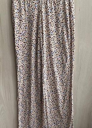 Штани палаццо