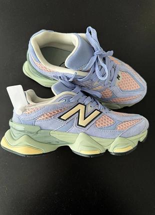Женские кроссовки new balance