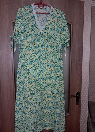 Платье летнее из вискозы.