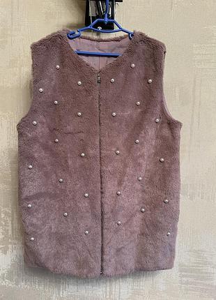 Безрукавка хутряна еко хутро на 10-11 р жилетка