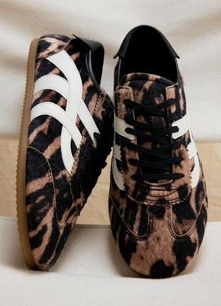 Кросівки жіночі леопардові hm new