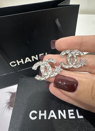 Стильні сережки