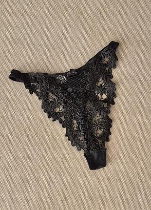 Женские черные кружевные трусики стринги на высокой посадке, приталенные
