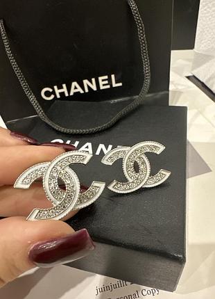 Стильні сережки