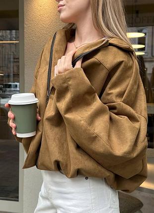 Куртка жіноча