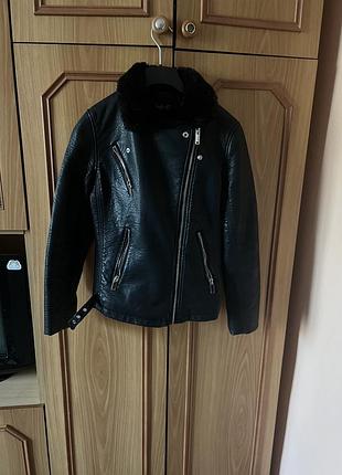 Куртка демісезонна жіноча