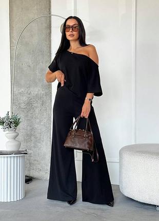 Костюм жіночий