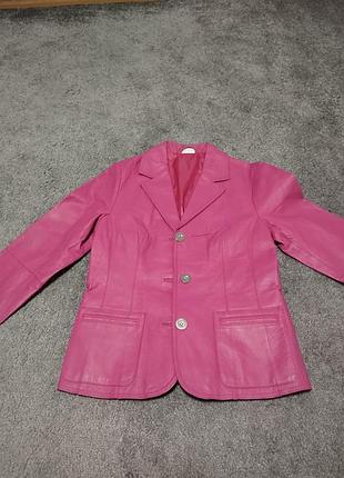 Женская кожаная куртка