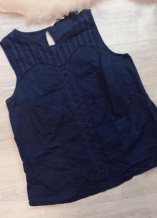 Майка з перфорацією прошвою