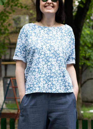 Милая трикотажная футболка от украинского бренда