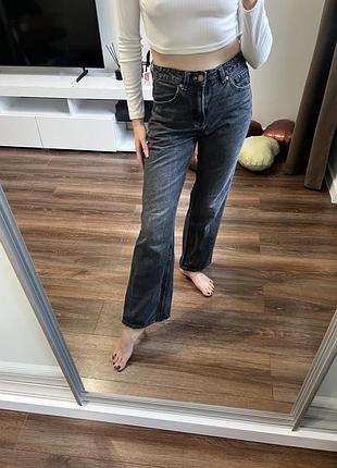 Стильні трендові джинси кльош високі stradivarius