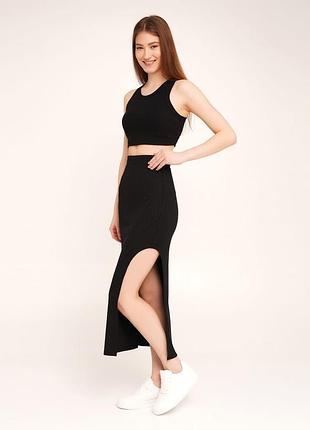 Спідниця з розрізом