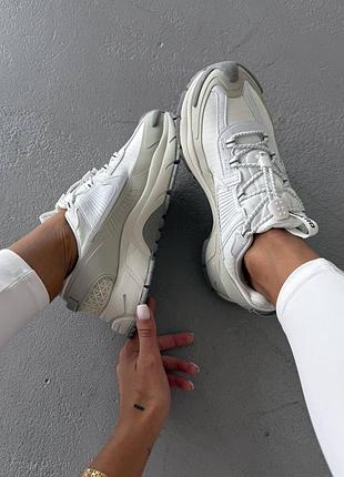 Кроссовки демисезон