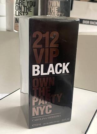 Оригінал. 212 vip black від carolina herrera - це парфум для чоловіків, належить до групи ароматів ароматичні фужерні .  👉🏻обʼєм 100 мл