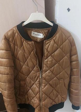 Осенняя лёгкая  курточка
