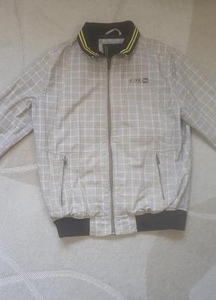 Продам чоловічу спортивну куртку бренду jack jones