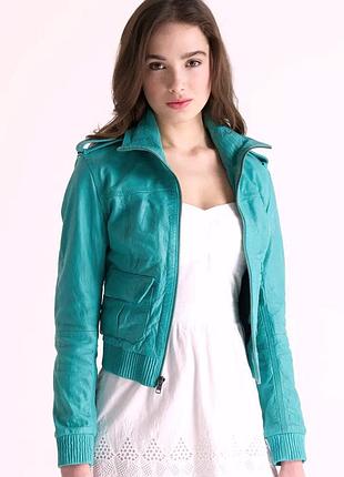 Куртка кожаная женская р. xs. superdry.