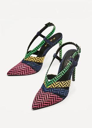 💚разноцветные остроконечные босоножки на шпильках zara 36р