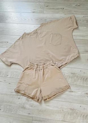 Костюм жіночий