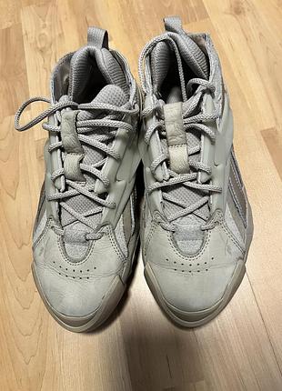 Кросівки adidas