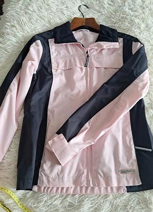 Стильна вітрівка