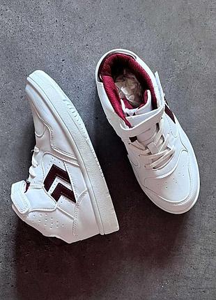 Демисезонные подростковые высокие кроссовки девочке hummel