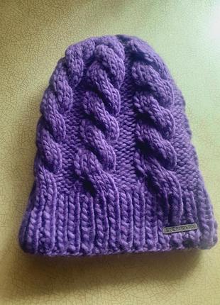 Вовняна тепла шапка